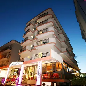 hotel-dusseldorf.emilia-romagnahotels.net/