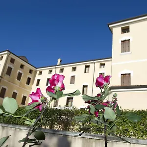 villa-scalabrini.hotelinveneto.com/