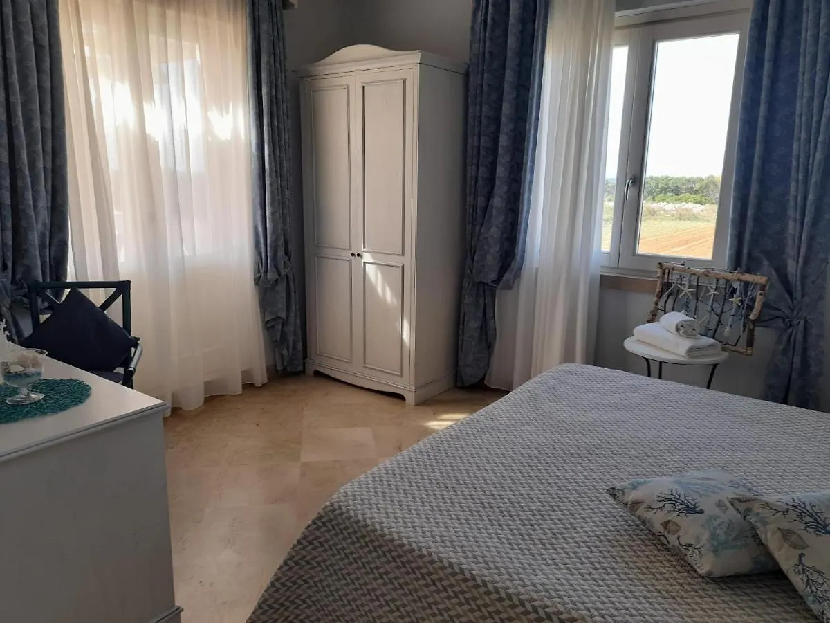 Hotel Relais Antiche Saline Torre Nubia 4*,