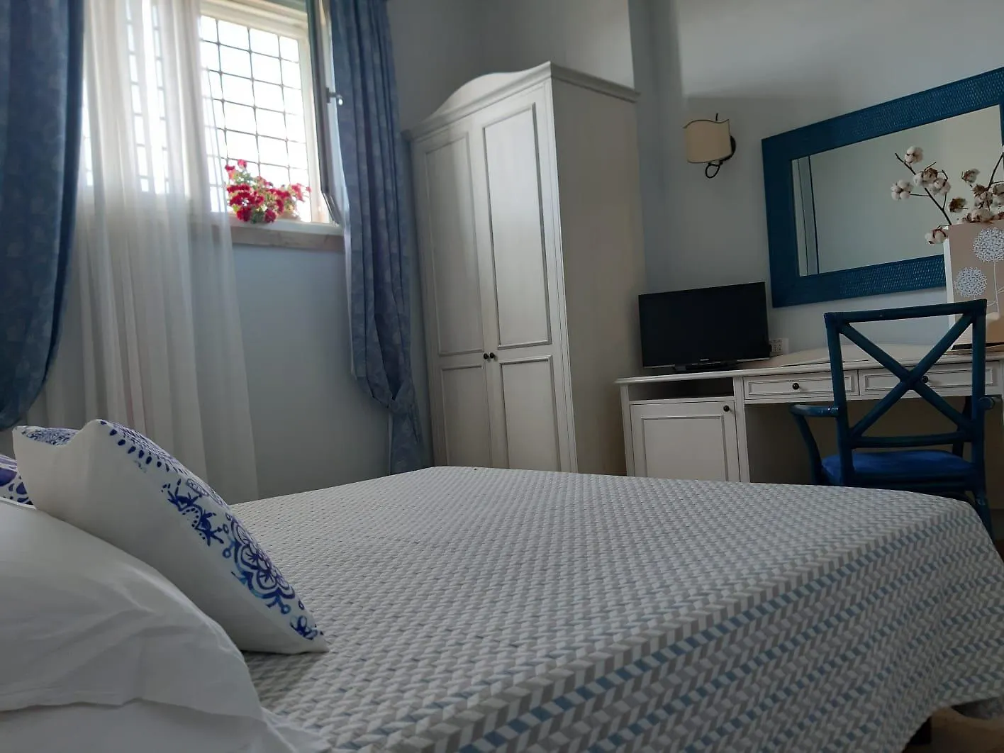 Relais Antiche Saline Hotel Torre Nubia 4*,